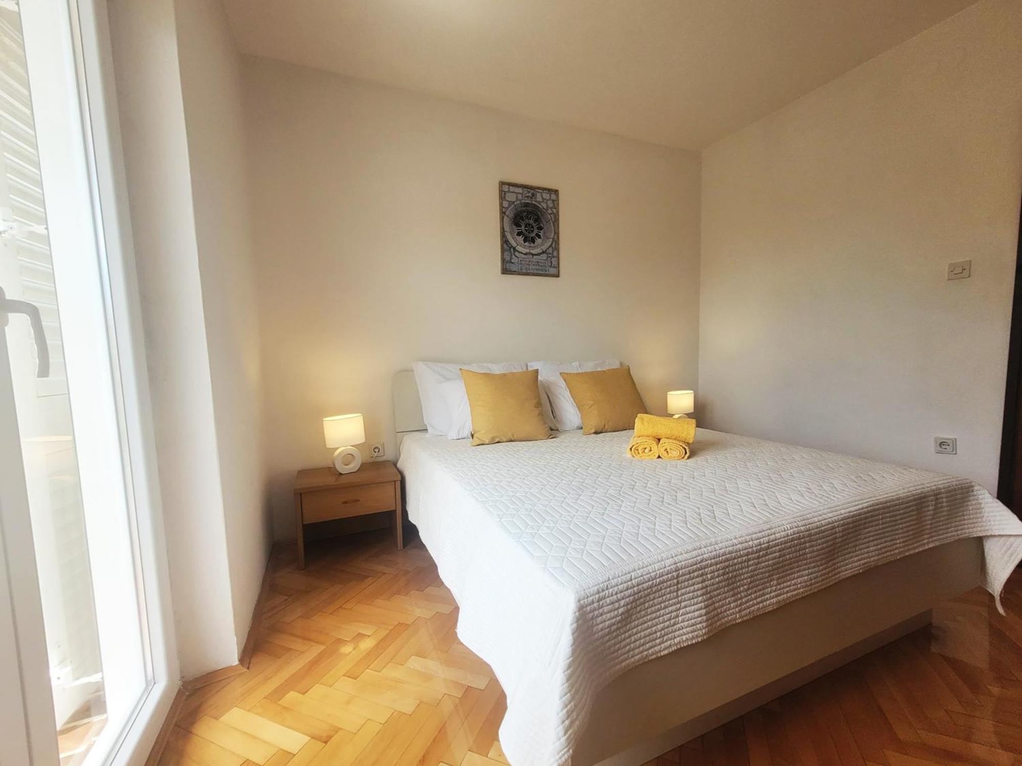 Apartments Blazevic Omišalj Buitenkant foto